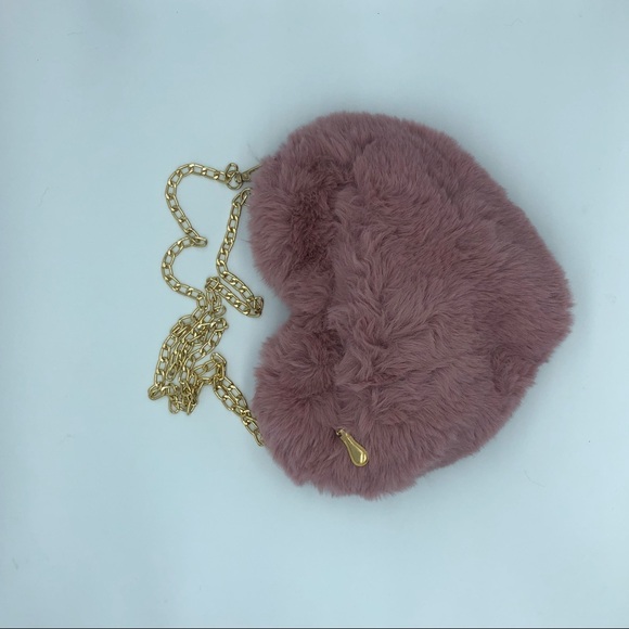 Heart Shaped Love Shape Shoulder Bag! - Picture 3 of 9